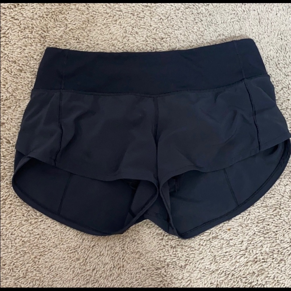 LULULEMON SPEED SHORTS 2.5”